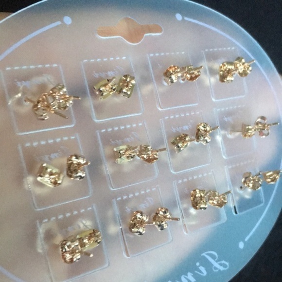 Set of 12 Tiny Apple Party Earrings - Picture 4 of 7